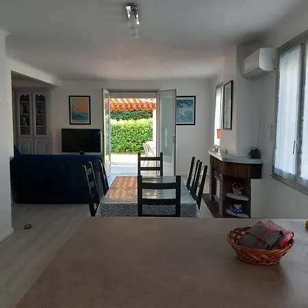 Maison A 100m De La 拉图巴里