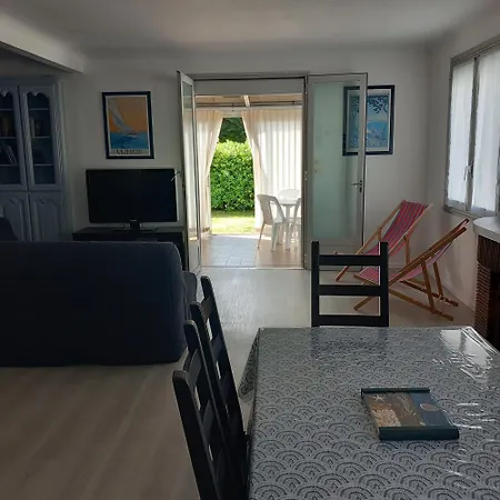 Maison à 100m De La Casa vacanze *